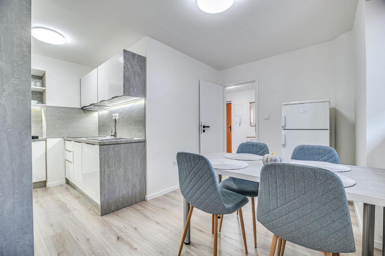 Nitra Castle Suite - Modern Elegance & Serenity Exterior foto